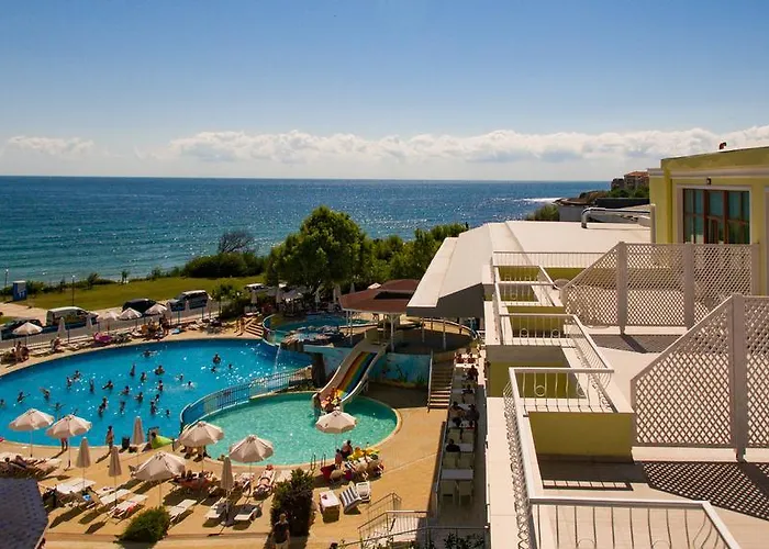 Perla Club מלון 4*