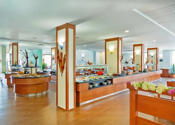 מלון Perla Club 4*