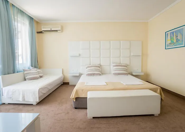 Perla Club מלון 4*