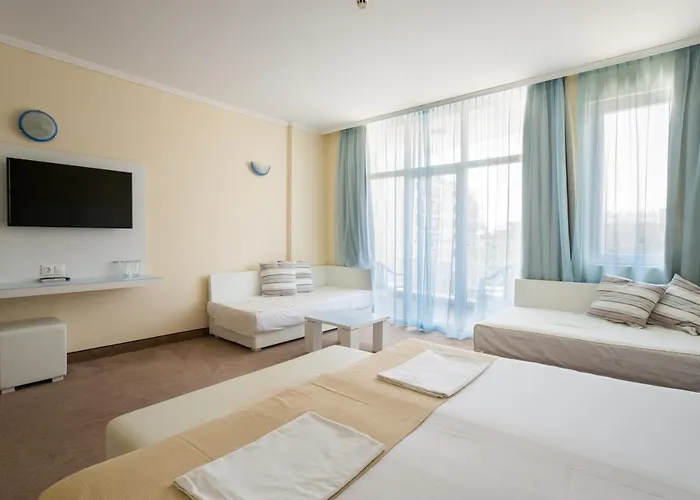 מלון Perla Club 4*