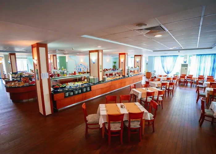 מלון Perla Club פרימורסקו