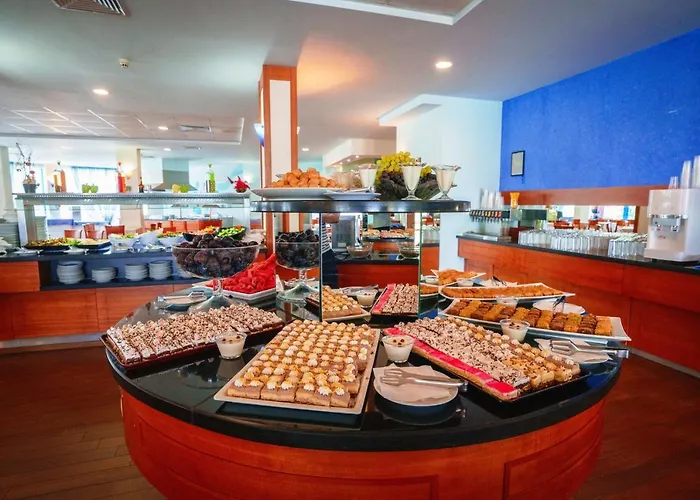 מלון Perla Club 4*